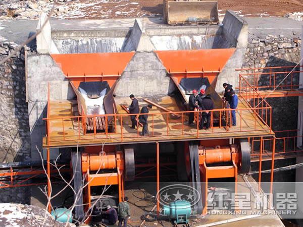 制砂生產(chǎn)線(xiàn)安裝現(xiàn)場(chǎng)