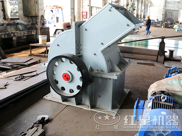 錘式破碎機(jī)生產(chǎn)車間 錘式破碎機(jī)生產(chǎn)車間