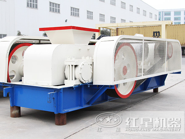 紅星對輥制砂機(jī) 紅星對輥制砂機(jī)