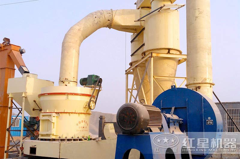 石灰石磨粉機(jī)加工現(xiàn)場(chǎng) 石灰石磨粉機(jī)加工現(xiàn)場(chǎng)