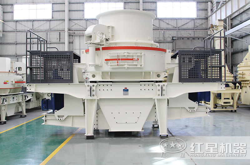 制砂機(jī)車間實(shí)景 制砂機(jī)車間實(shí)景