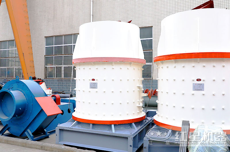 立式復合破碎制砂機設(shè)備實圖