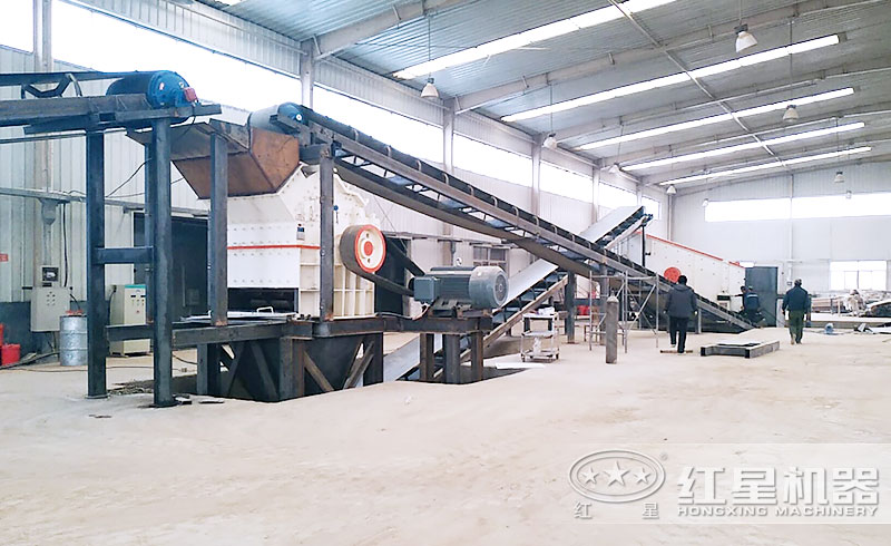 液壓開箱制砂機生產現(xiàn)場 液壓開箱制砂機生產現(xiàn)場