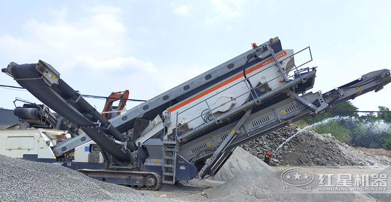 流動(dòng)碎沙機(jī)現(xiàn)場(chǎng) 流動(dòng)碎沙機(jī)現(xiàn)場(chǎng)