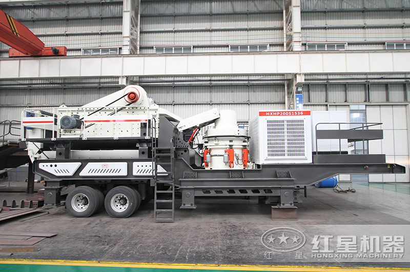 車間實(shí)拍——紅星移動破碎設(shè)備生產(chǎn)車間 車間實(shí)拍——紅星移動破碎設(shè)備生產(chǎn)車間