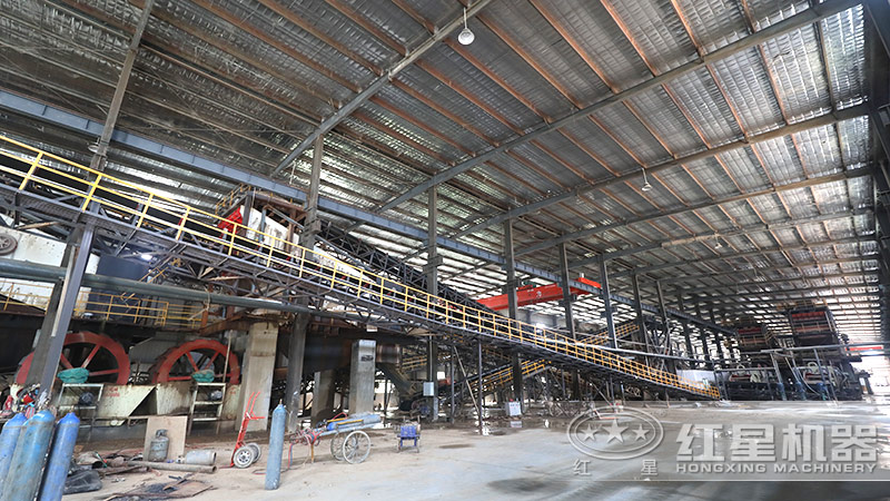 破碎洗沙設(shè)備多少錢，一小時產(chǎn)量200噸