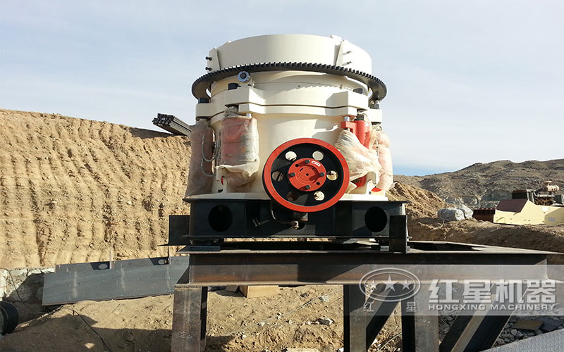 hp300圓錐破碎機每小時產(chǎn)多少噸？多少錢一臺？