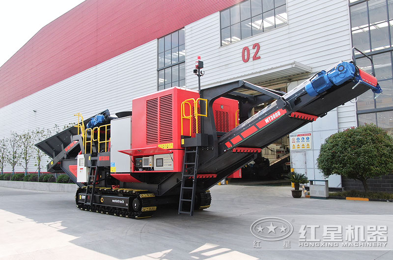履帶式移動礦石破碎機?圖片