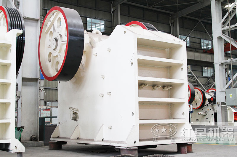 石頭破碎需要辦理什么手續(xù)？用什么破碎機(jī)？